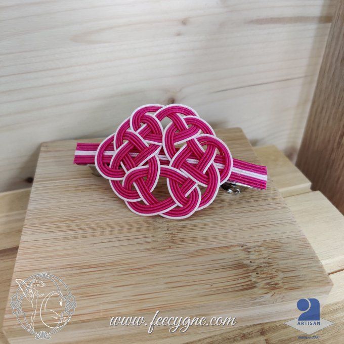 Barrette pour cheveux ornée d'un noeud Kesa en Mizuhiki