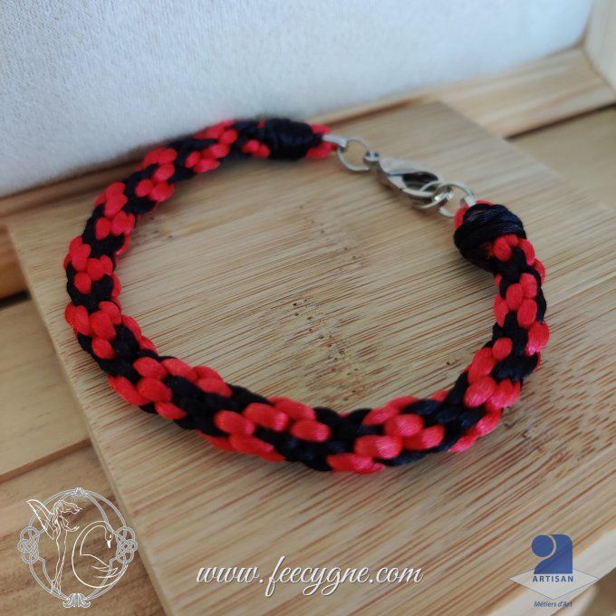 Bracelet kumihimo à huit brins de satin de 1,5mm