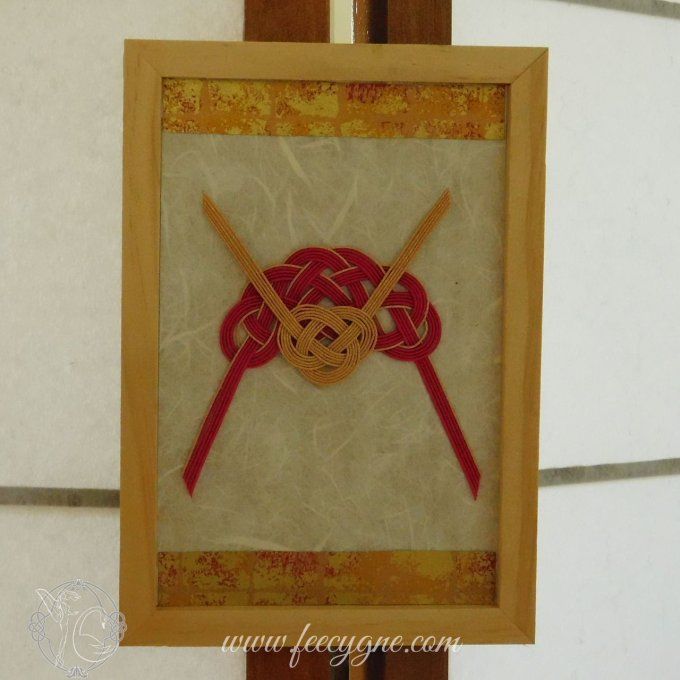 Cadre mizuhiki noeud rouge ou vert avec noeud awaji doré