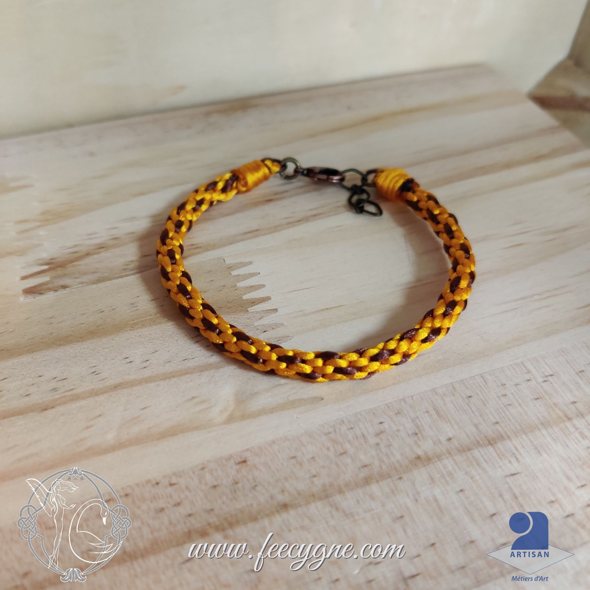 Bracelet kumihimo à huit brins de satin de 1mm