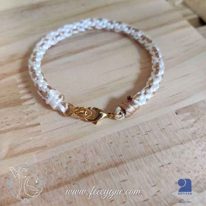 Bracelet kumihimo à huit brins de satin de 1,5mm