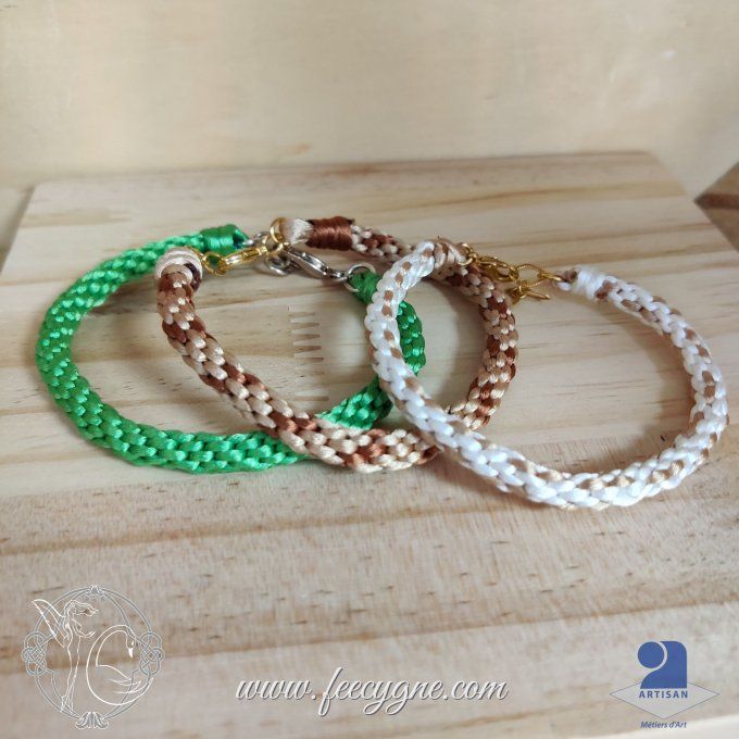 Bracelet kumihimo à huit brins de satin de 1,5mm